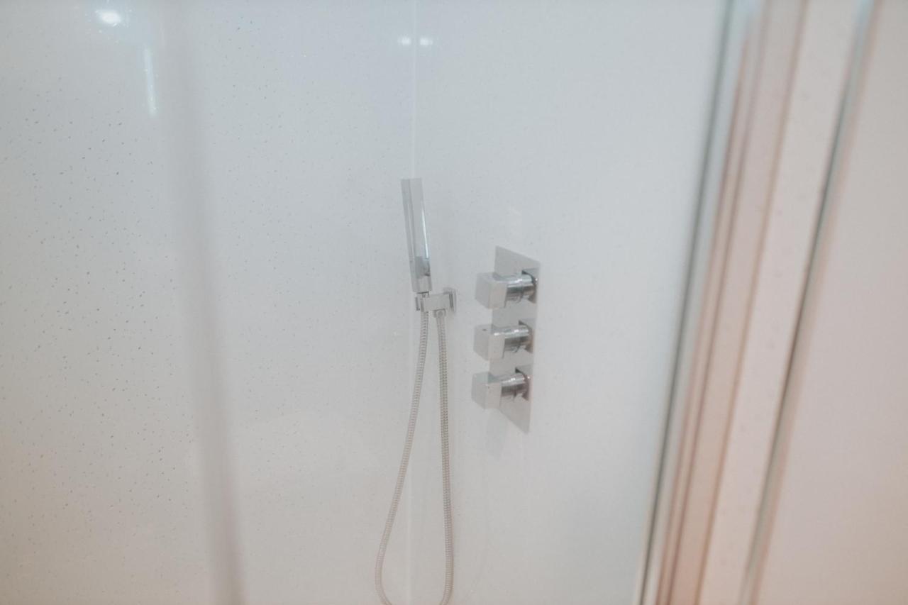 Luxury Modern 3 Bedroom Apartment In City Centre Edinburgh Luaran gambar