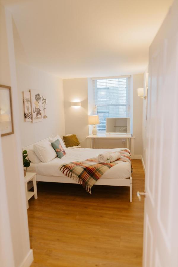 Luxury Modern 3 Bedroom Apartment In City Centre Edinburgh Luaran gambar